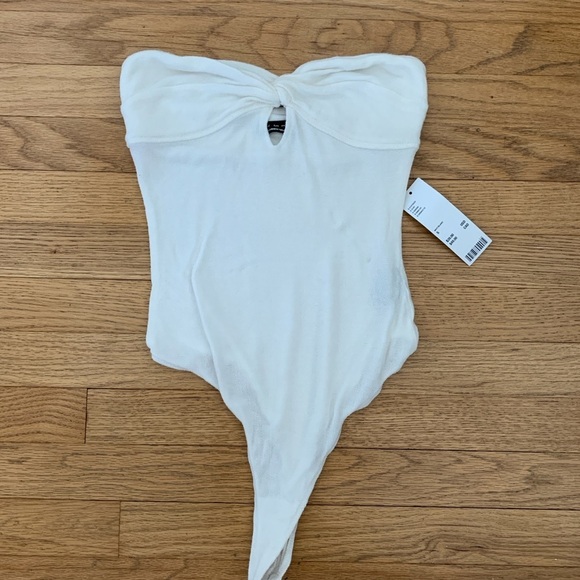 Set of Two Urban Outfitters Strapless Body Suits - Picture 4 of 10